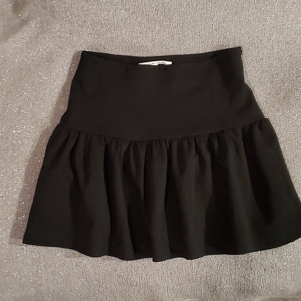 Black, Semi Pleated, Mini Skirt by Collective Concepts, Size M